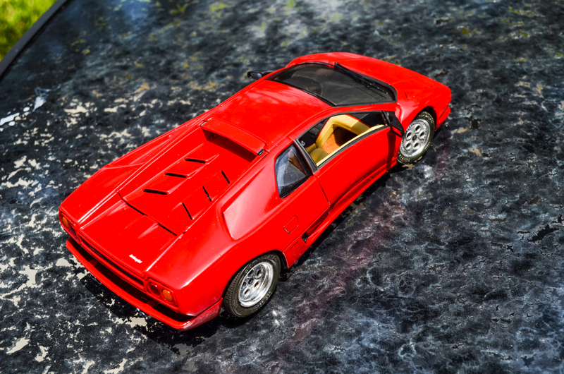 Illustration for article titled Car Week: The '90s - Diablo Rosso Edition